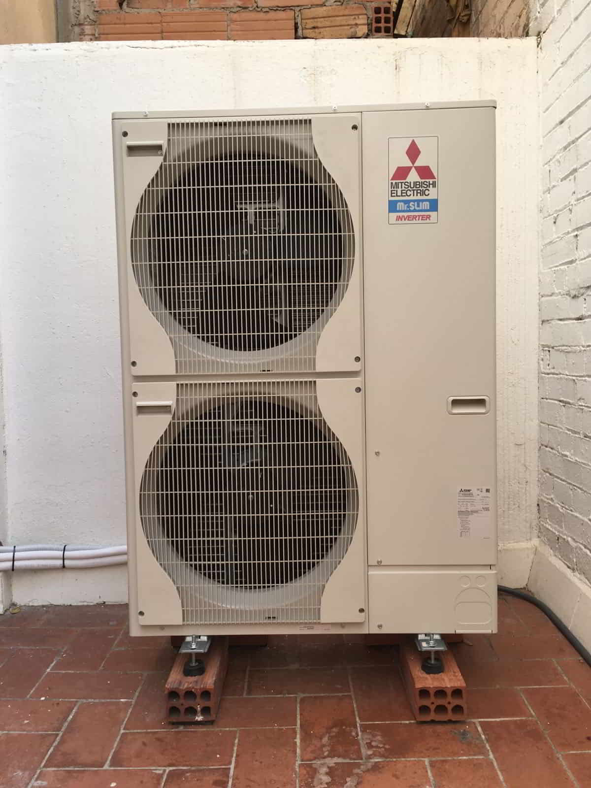 Instal·lació aire condicionat