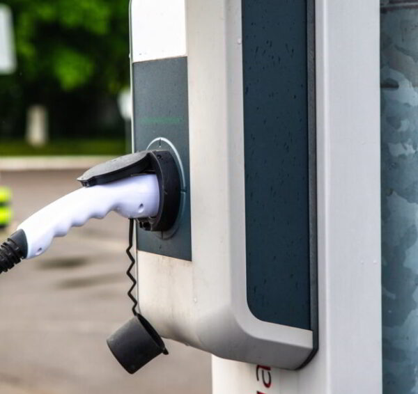 instalación de puntos de recarga vehículos eléctricos